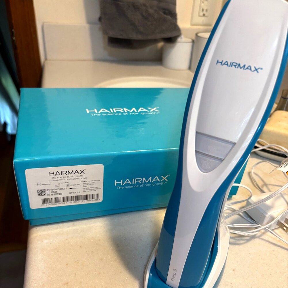 Hairmax LaserComb Prima 9 - for hair growth!